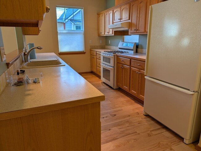 Photo - 2519 Stonebridge Way