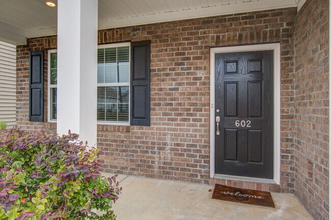 Photo - 602 Mountain Laurel Cir