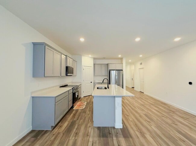 Photo - 4639 Sami Jo Dr