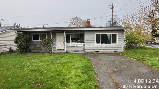 Building Photo - Spacious 4 BD | 2 BA with Backyard - Glads...