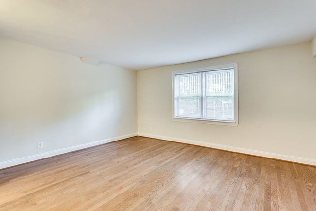 Mason Arms Apartments