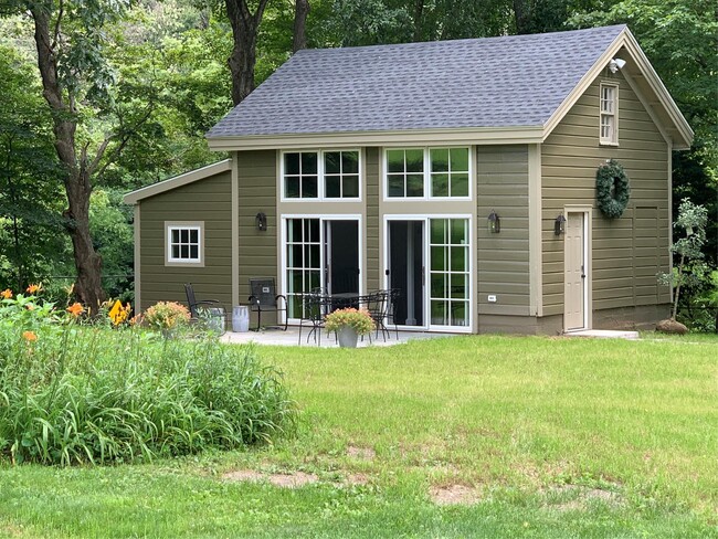 Building Photo - 1684 County Rd 83 Rental