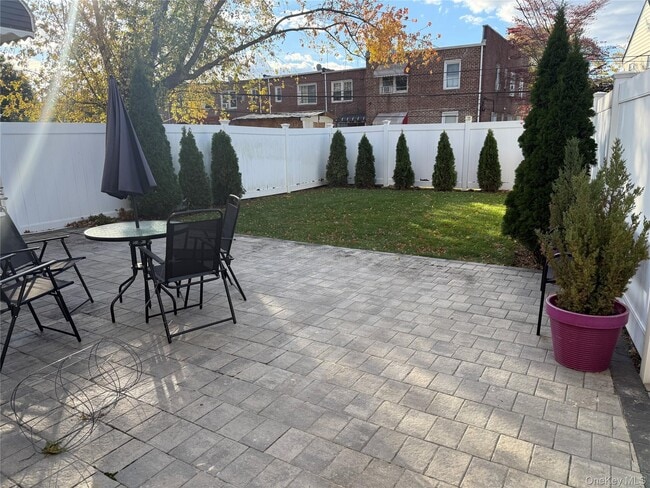 Photo - 114-60 226th St Unit 1