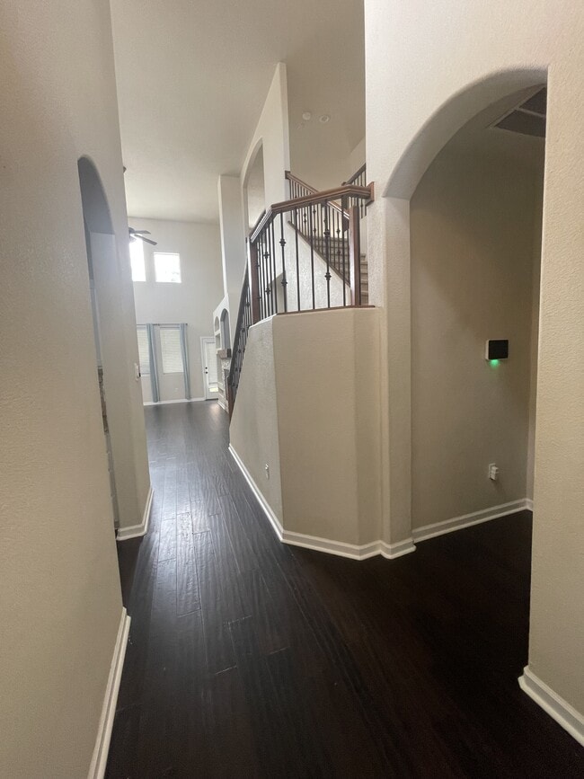 Photo - 2401 Falesco Rd SE