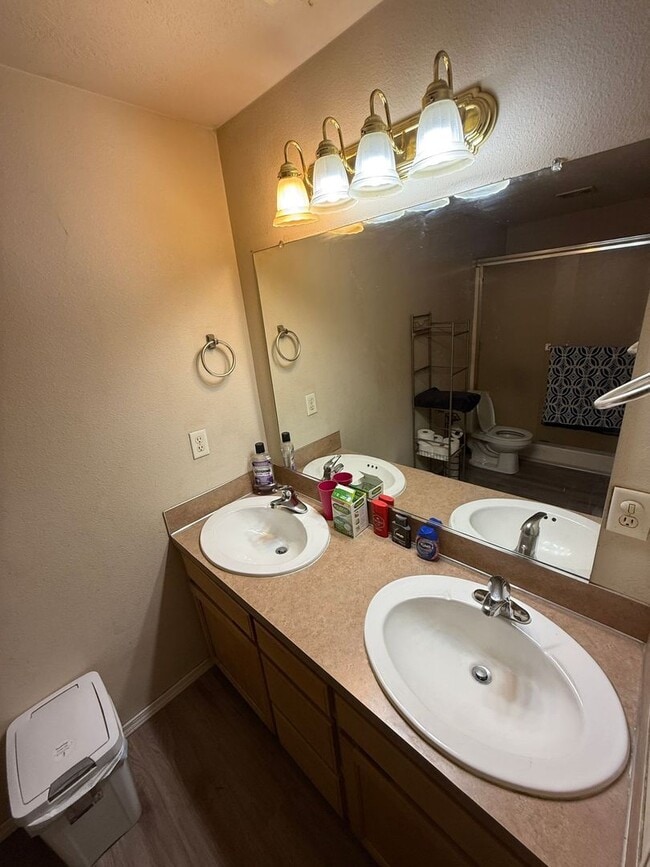 Photo - r1824 Unidad 1824