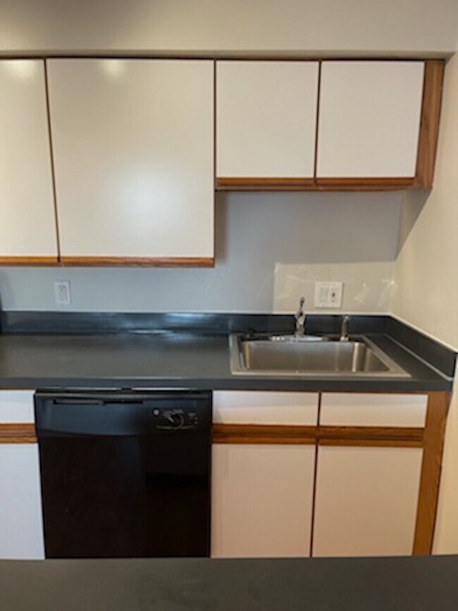 Photo - 10 Roberts St Unidad 21