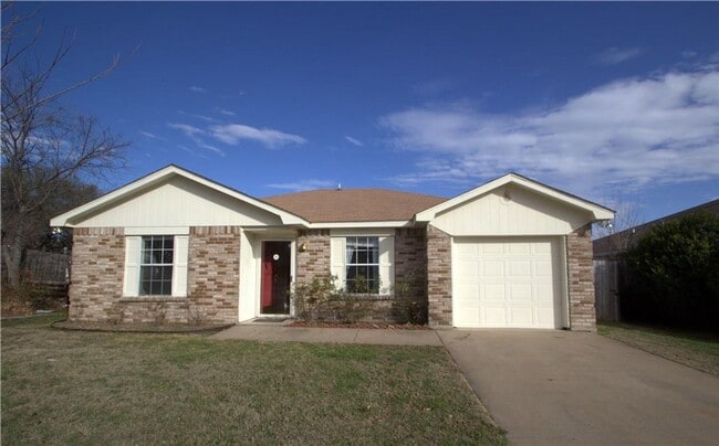 Building Photo - Excellent 3 bedroom in Legacy West