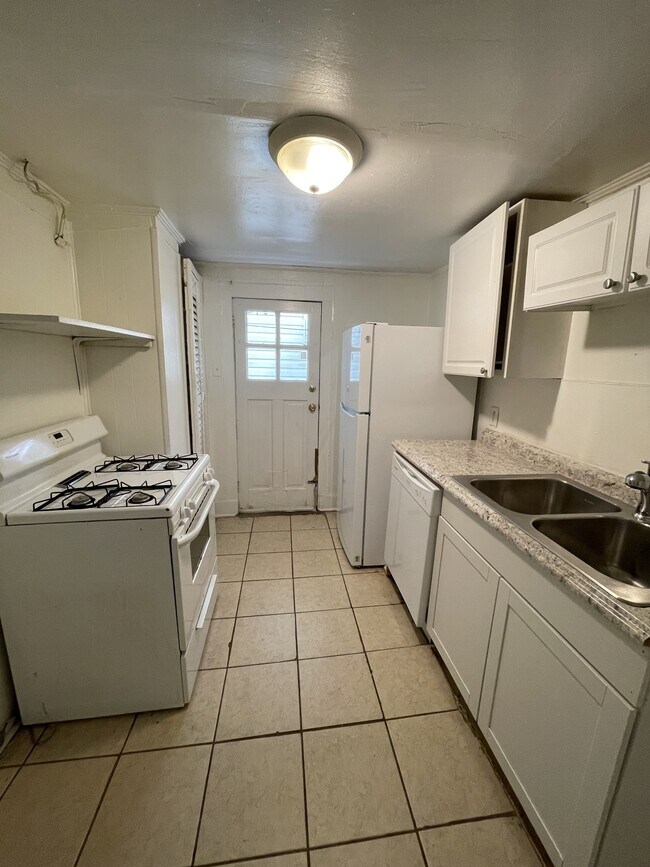 4129 Prytania St Unit Lower Right