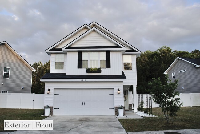 Photo - 1211 Cypress Fall Cir Casa