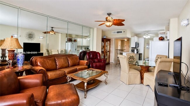 Photo - 100 Lincoln Rd Unidad 422