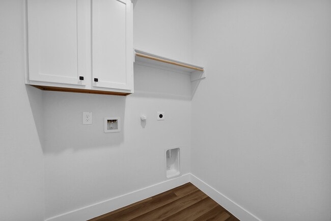 Building Photo - 38634 Spur 149 Rd Unit 65B