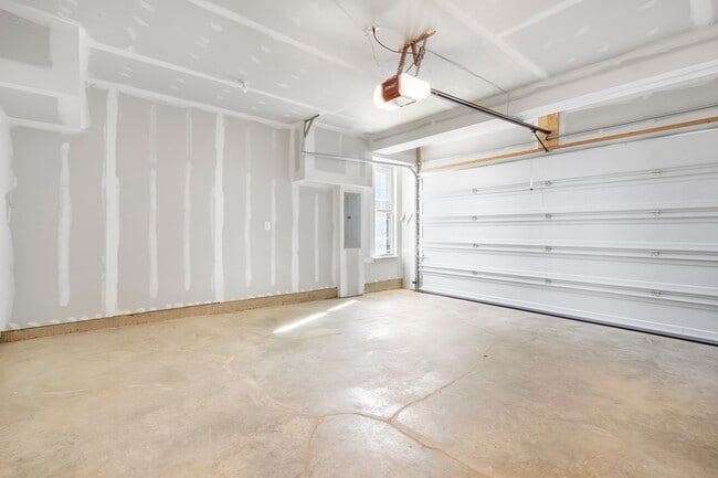 Photo - 20677 Williamsport Pl