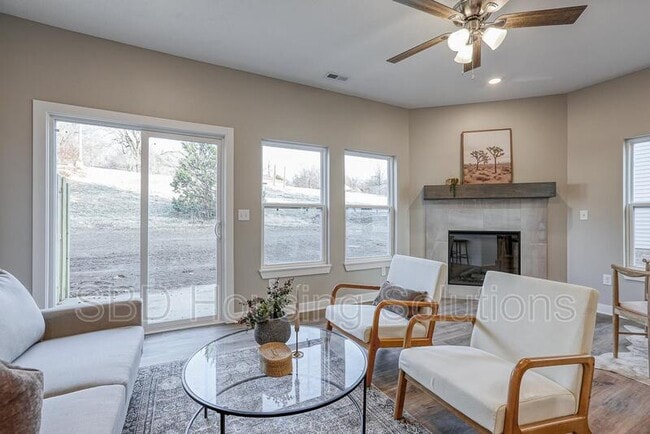 Photo - 2917 S Harvard Ave