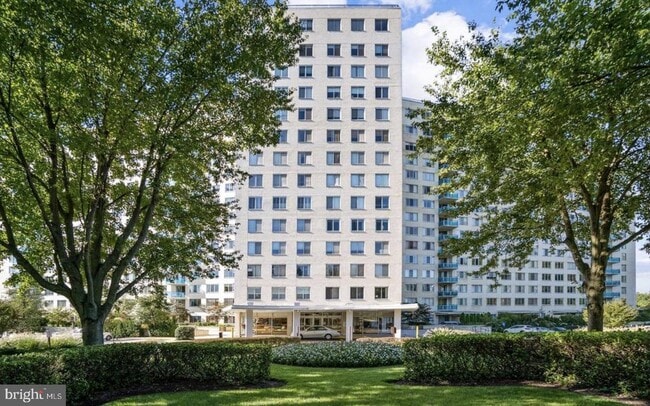 Building Photo - 10500 Rockville Pike Unit 406 Rental