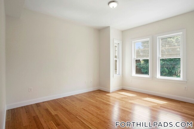 Photo - 137 Thornton St Unit 3