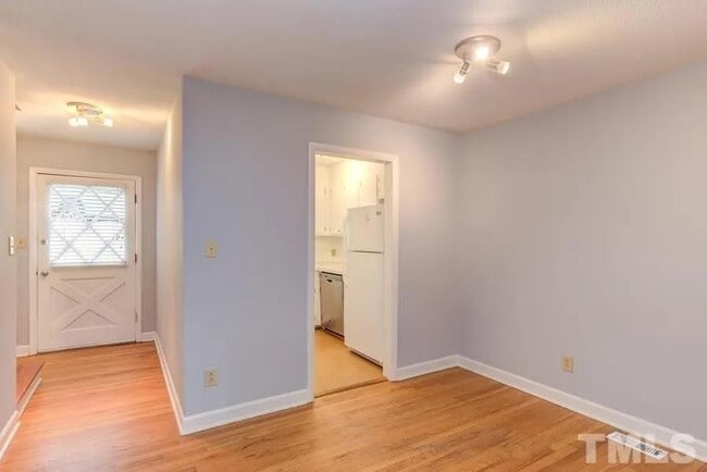 Photo - 205 Sunrise Ln