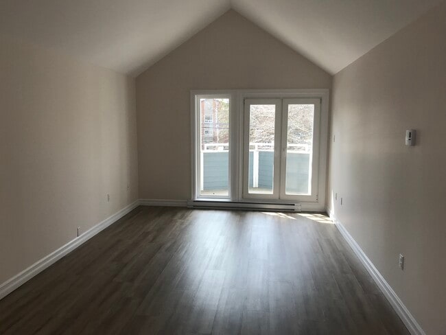 Building Photo - Two Bedroom, 2 Baths Apartment at Adriana ... Unit 903