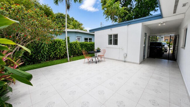 Photo - 2130 NE 191st Dr
