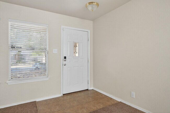 Photo - 7719 Mesquite Farm