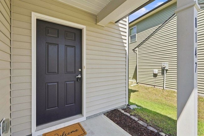 Photo - 8147 Feldwig Pl