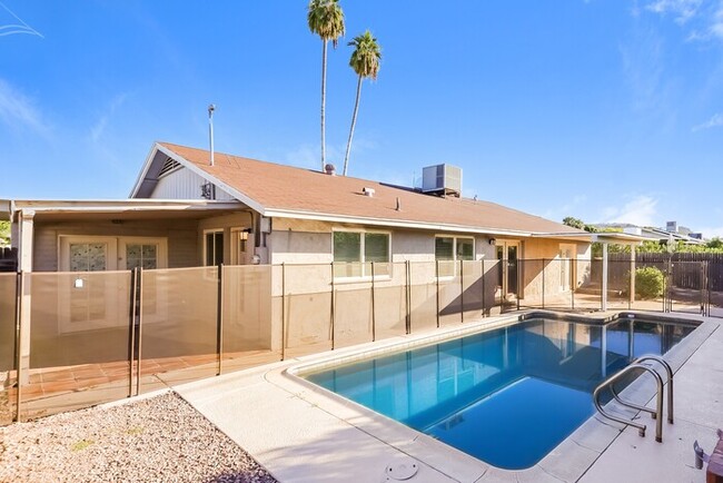 Photo - 2119 W Eugie Ave