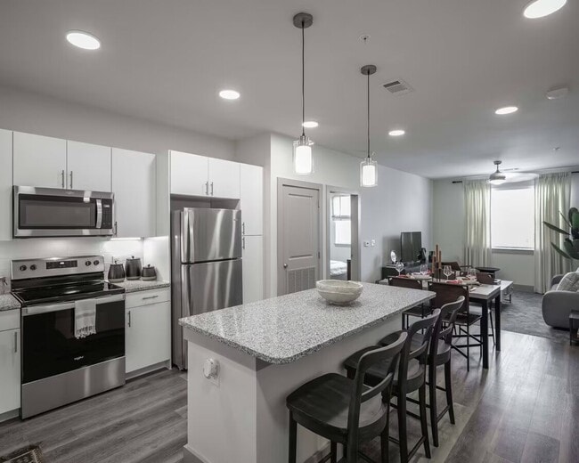 Photo - Comfort & Style in Houston — Special Offer... Unit BTCM