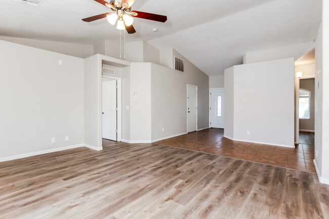 Photo - 2816 W Pecan Rd