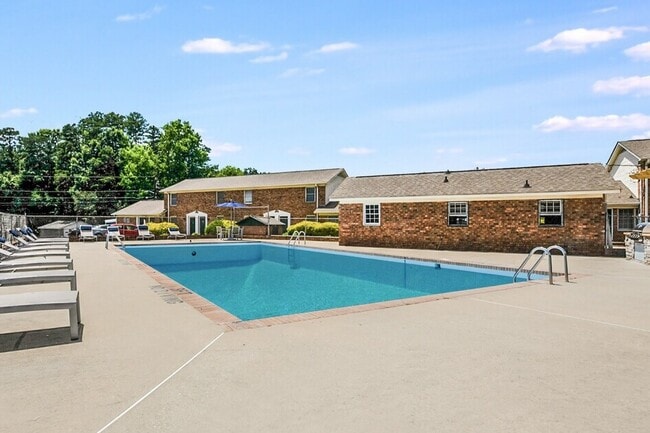 Sparkling Swimming Pool at the Retreat at Kannapolis in Kannapolis, NC