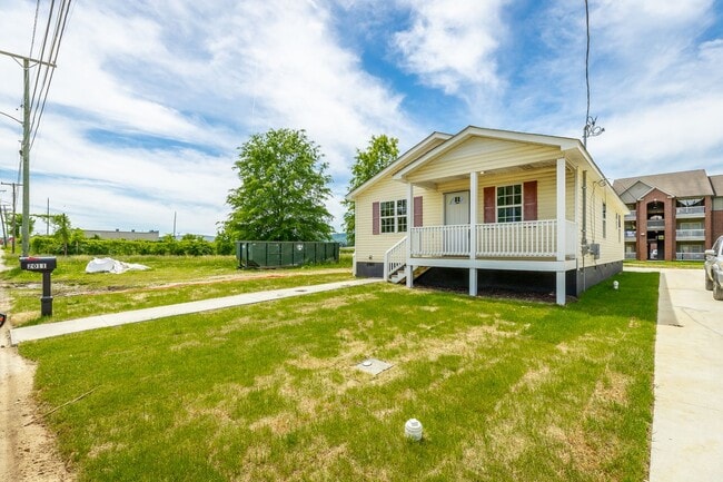 Photo - 4 bedroom 2 bath in the Southside (Mill Town)