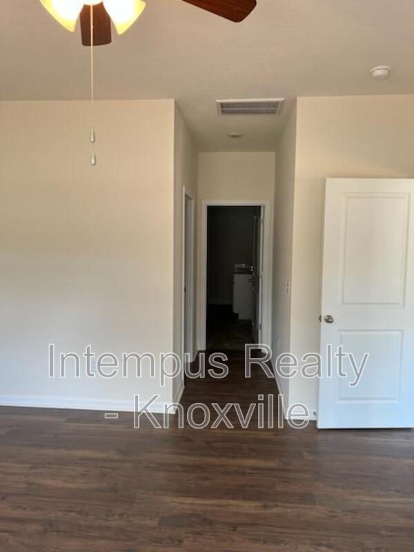 Photo - 1311 Hampton Pl Cir