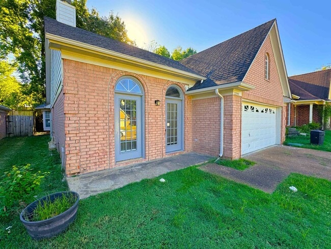 Photo - 2250 Lake Hill Ct