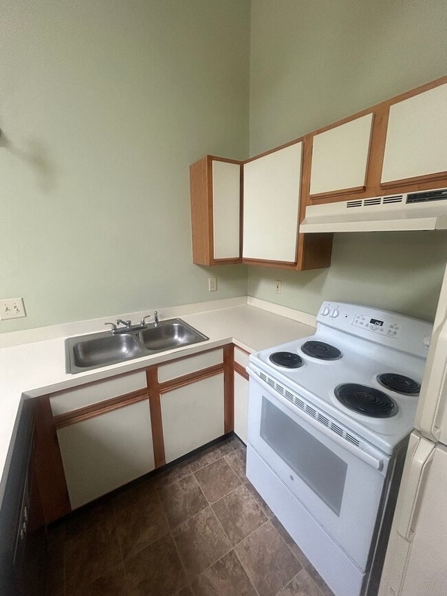 Photo - 924 Fairwood Lakes Dr