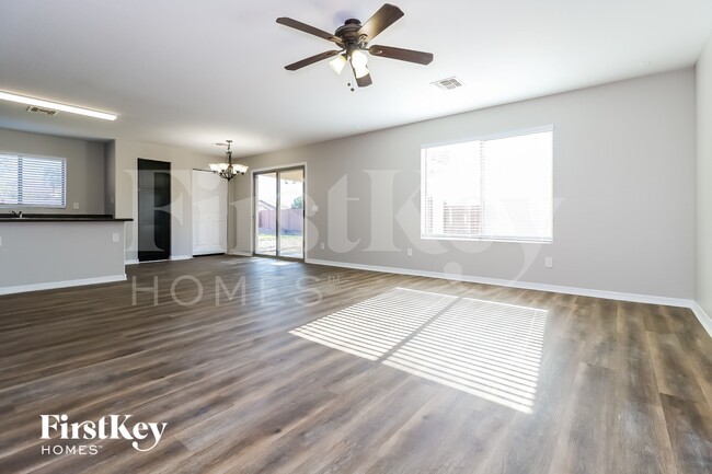 Photo - 21797 W Sonora St