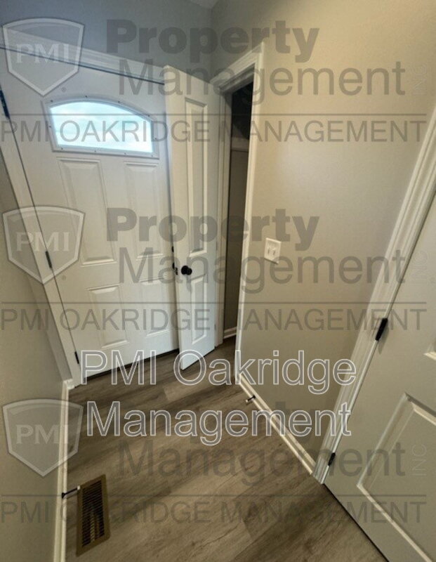 Photo - 241 Bruns Dr