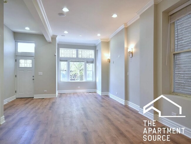 Photo - 1319 N Artesian Ave Unit 1