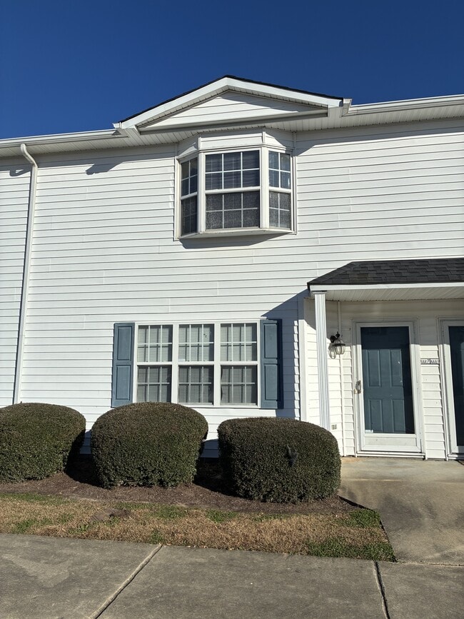 Building Photo - 3929-AAA7 Sterling Pointe Dr