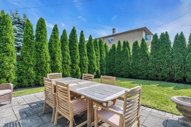 Photo - 1206 Heck St