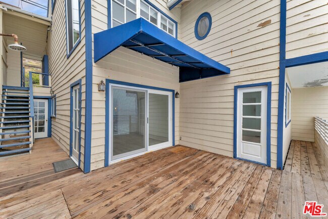 Photo - 21056 Pacific Coast Hwy Unit B