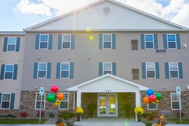 Huntington Square Senior Apartments