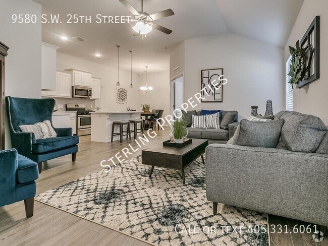 Building Photo - 9580 SW 25th St Rental