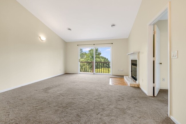 Photo - 2-Bedroom, 2-Bathroom Condo with Stunning Downtown Views