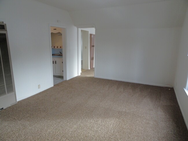 Building Photo - 239 Harriman Ave S Unit 239
