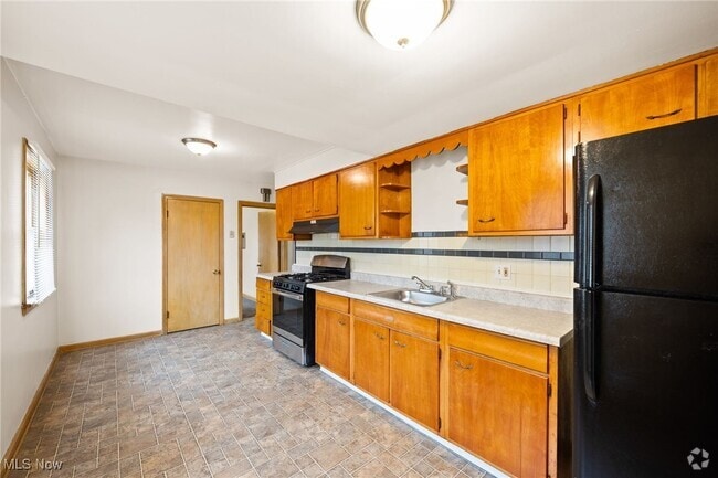 Building Photo - 4900 E 86th St Rental