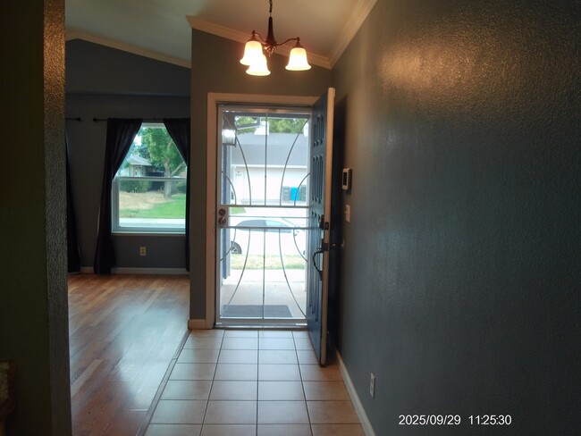 Photo - 1391 Eastwind Dr