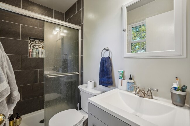 Photo - 7404 Dartmouth Ave