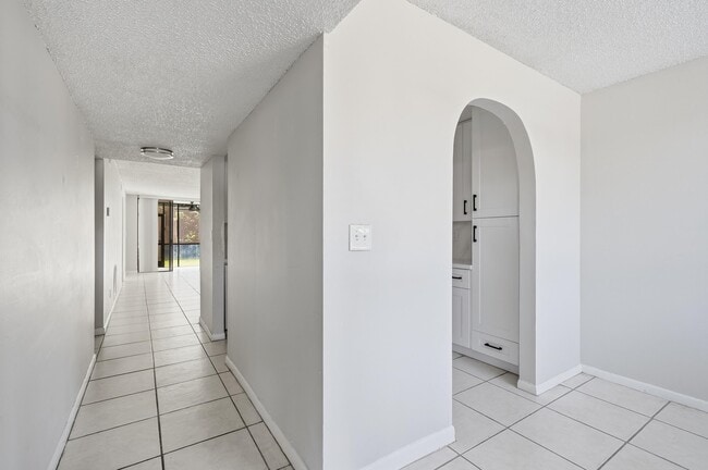 Photo - 3300 NW 46th St