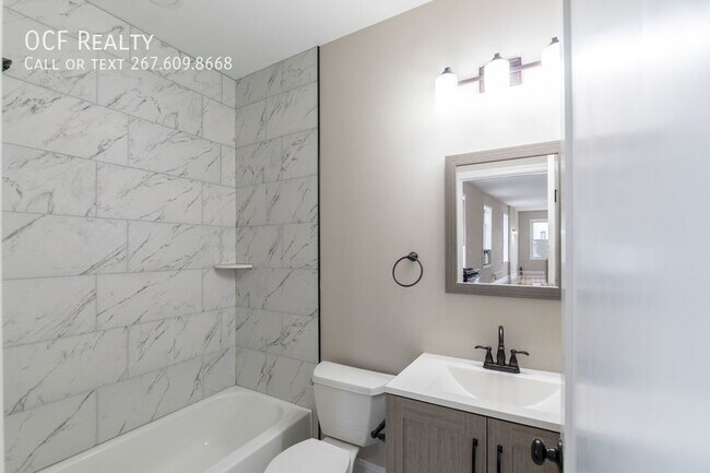 Photo - Spacious Northern Liberties Studio Unidad 3F