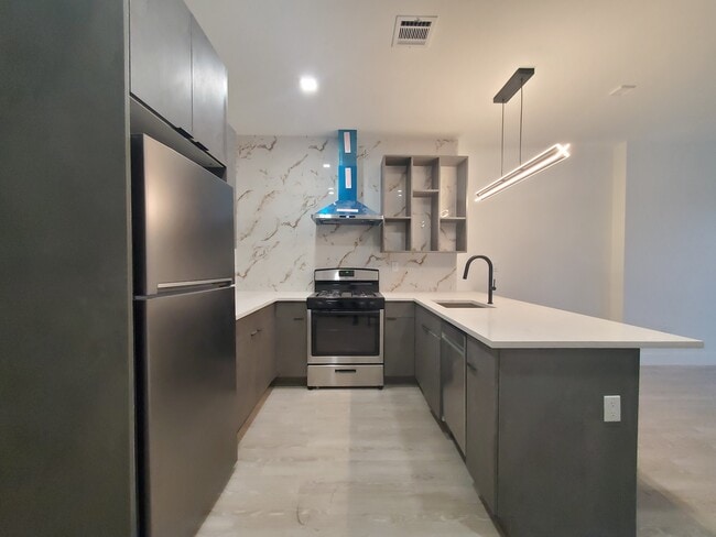 Photo - 670 Ocean Ave Apartamentos Unidad 2