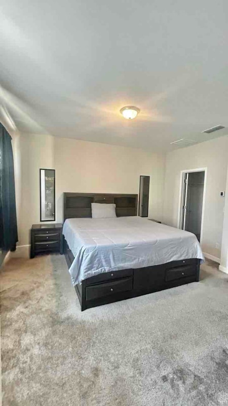 Photo - 5301 E Commerce Way