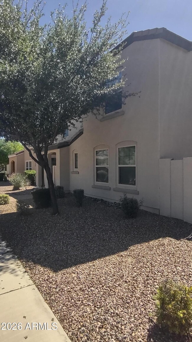 Photo - 2218 S Buckaroo Trail